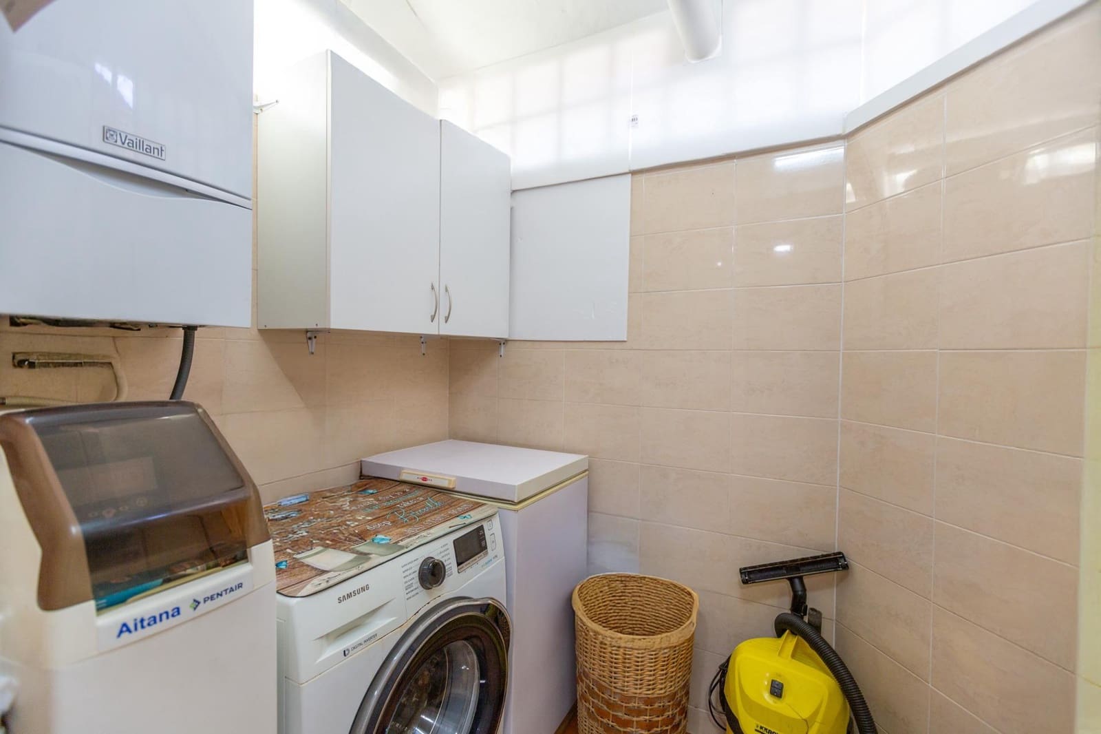 4 Zimmer Villa zu verkaufen in Moncada mit Pool Garage - 475.662 € (Ref: 9836241)