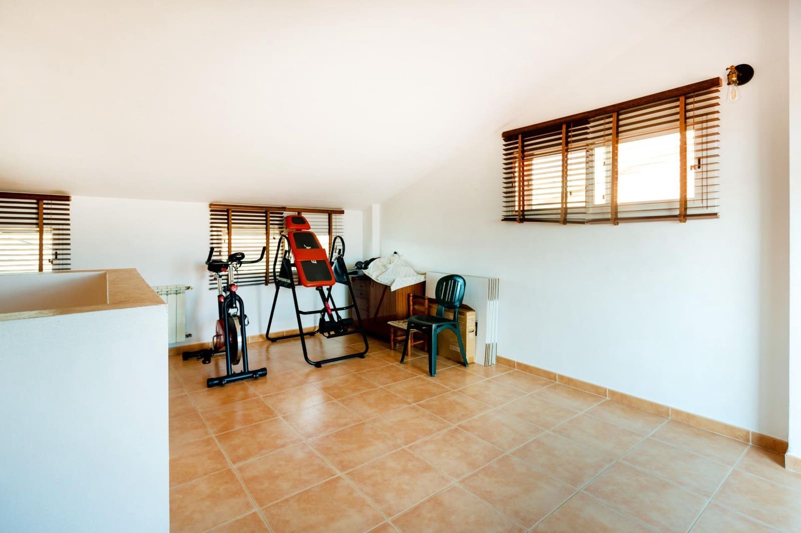 4 Zimmer Villa zu verkaufen in Moncada mit Pool Garage - 475.662 € (Ref: 9836241)