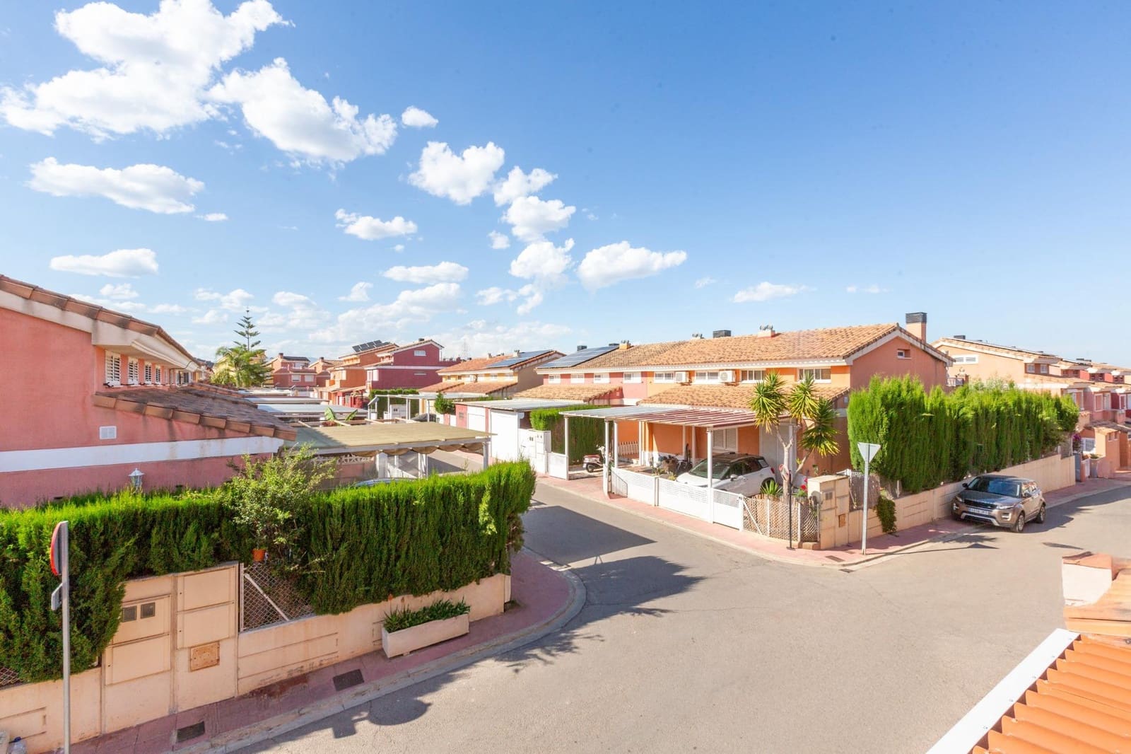 4 Zimmer Villa zu verkaufen in Moncada mit Pool Garage - 475.662 € (Ref: 9836241)