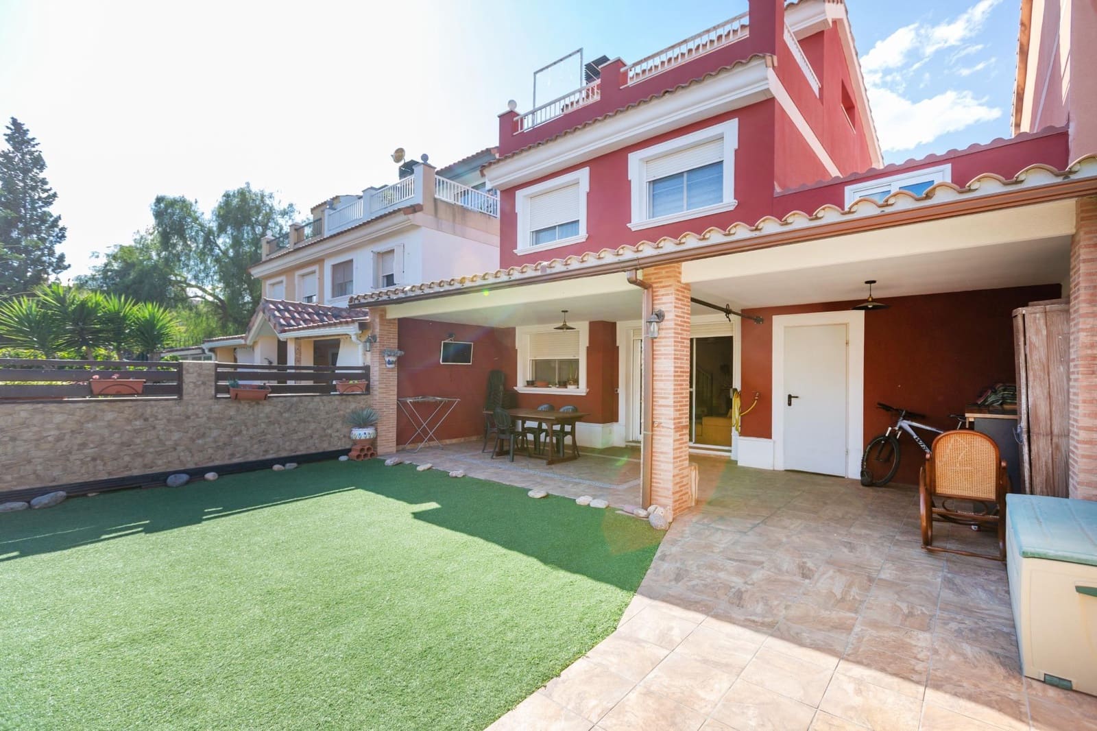 4 Zimmer Villa zu verkaufen in Moncada mit Pool Garage - 475.662 € (Ref: 9836241)