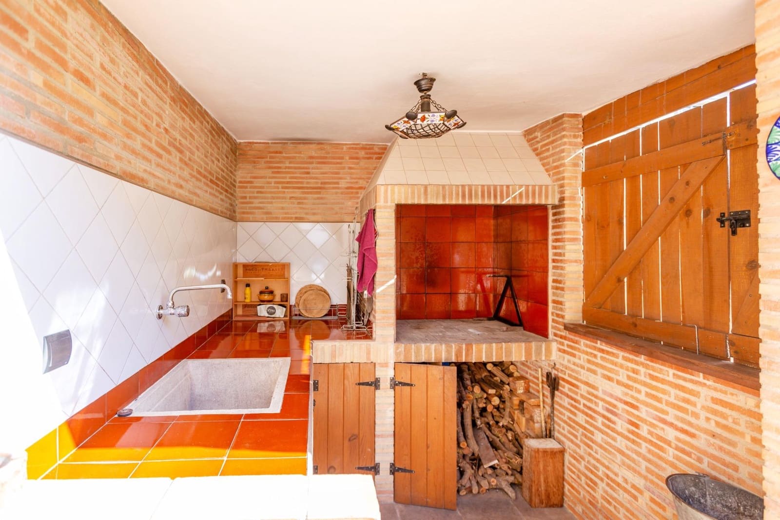 4 Zimmer Villa zu verkaufen in Moncada mit Pool Garage - 475.662 € (Ref: 9836241)