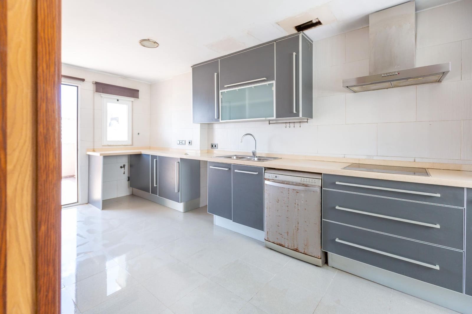 3 bedroom Flat for sale in Paiporta - € 180,000 (Ref: 9839271)