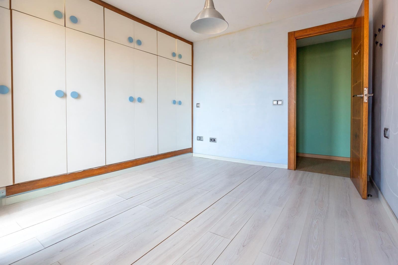 3 bedroom Flat for sale in Paiporta - € 180,000 (Ref: 9839271)