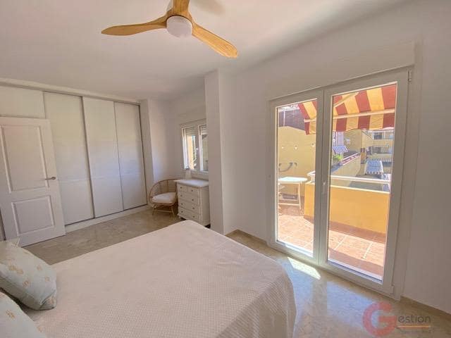 3 soverom Penthouse til salgs i La Cala del Moral med garasje - € 414 000 (Ref: 10000066)