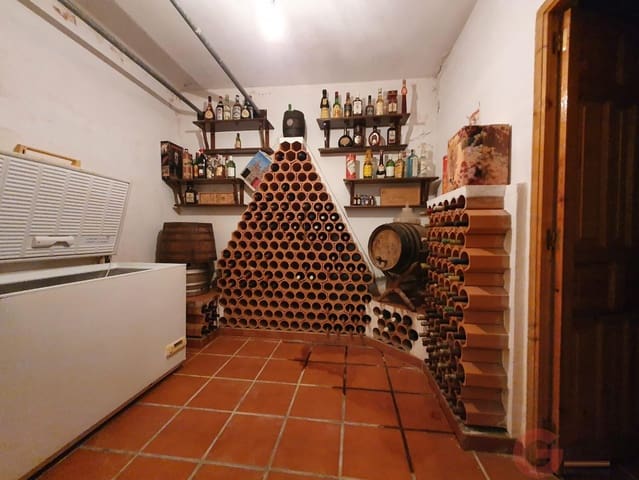 6 slaapkamer Villa te koop in Orgiva met zwembad garage - € 384.000 (Ref: 10000067)