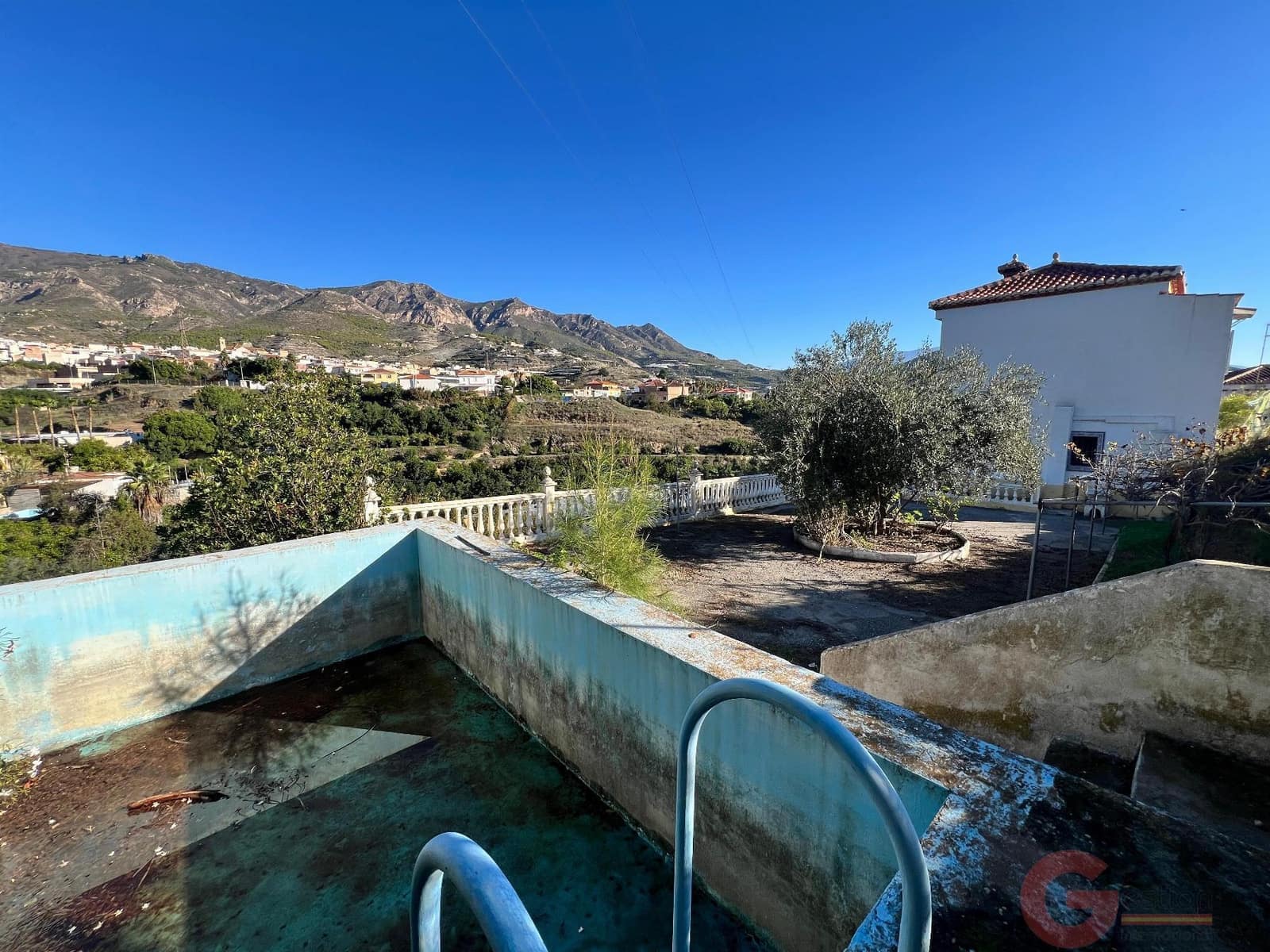 Finca/Casa Rural de 4 habitaciones en Molvízar en venta con piscina - 213.900 € (Ref: 10000073)