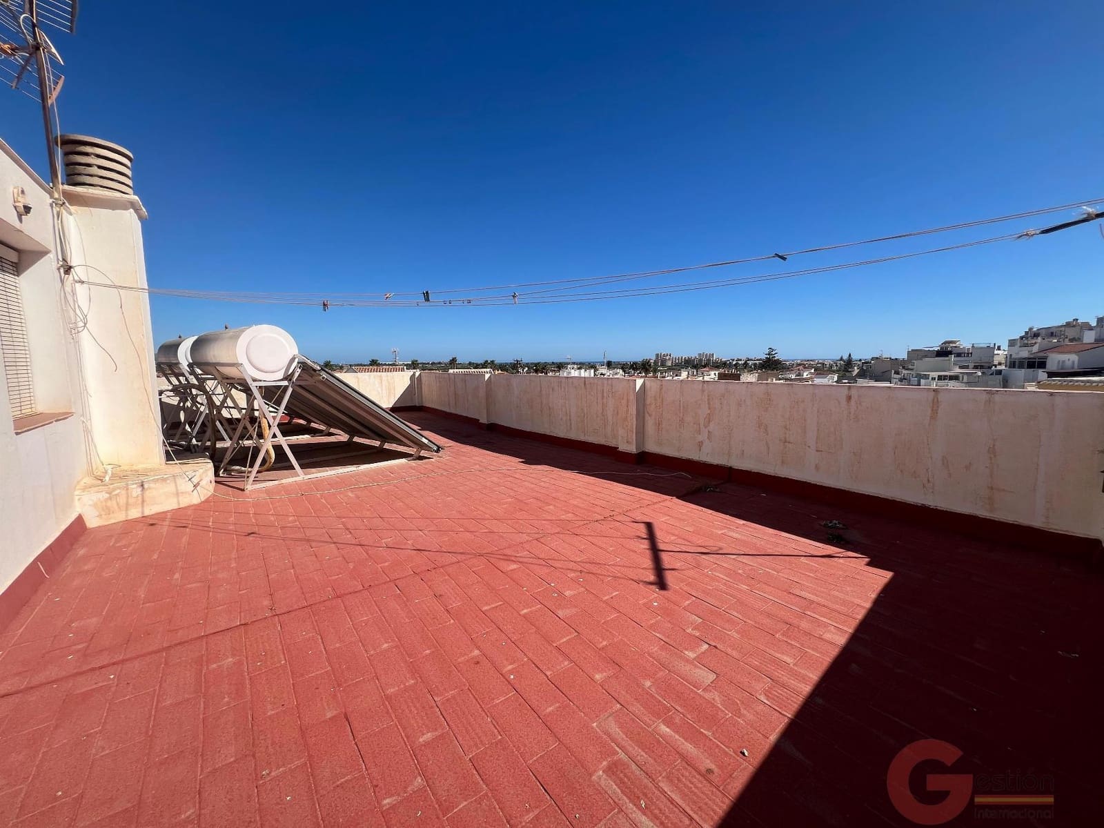 14 Zimmer Hotel zu verkaufen in Salobrena - 449.900 € (Ref: 10000074)