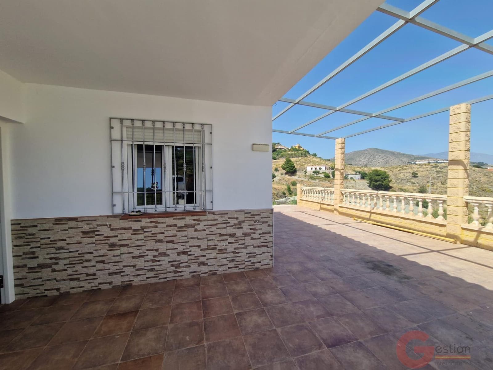 2 bedroom Finca/Country House for sale in Salobrena with pool - € 222,900 (Ref: 10000075)