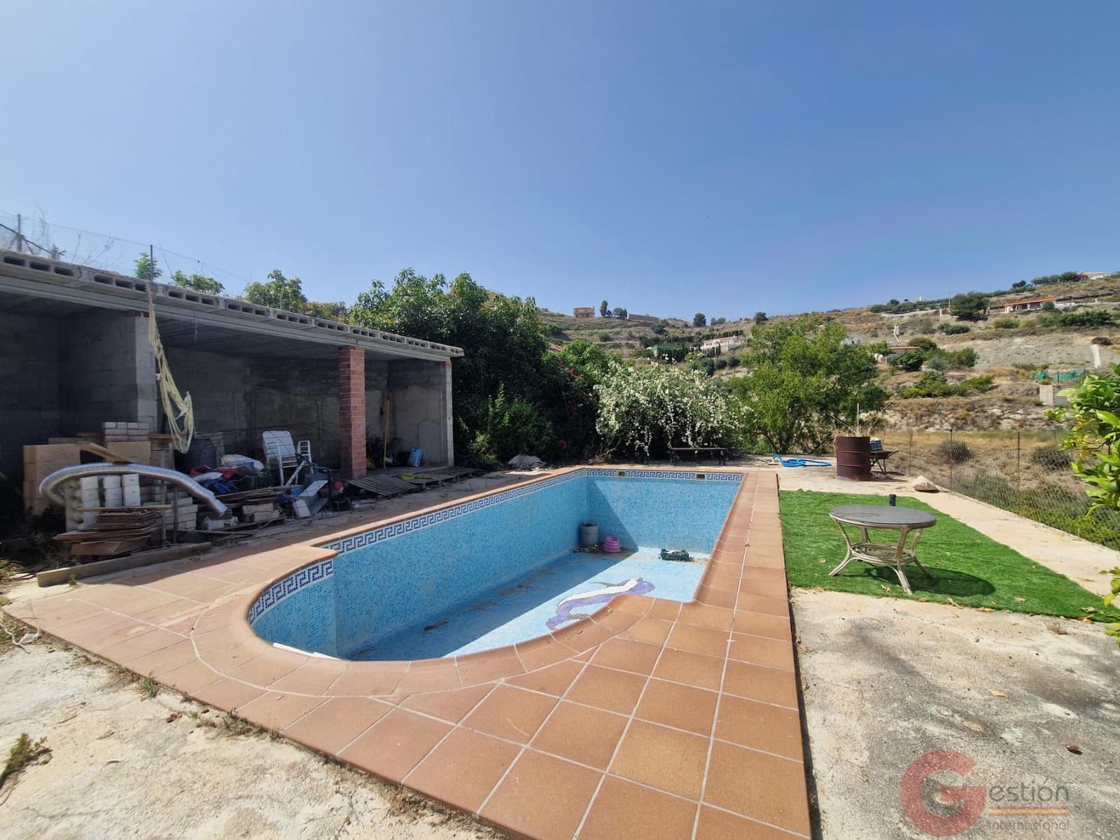 2 bedroom Finca/Country House for sale in Salobrena with pool - € 222,900 (Ref: 10000075)