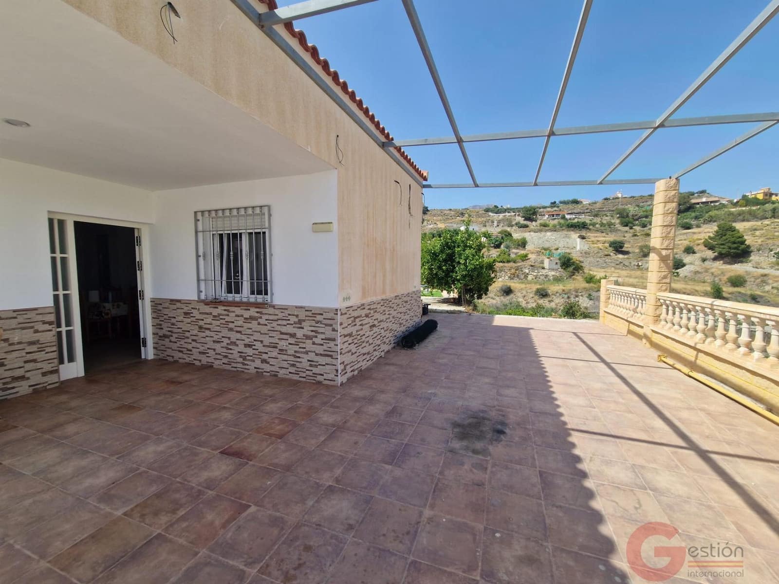 2 bedroom Finca/Country House for sale in Salobrena with pool - € 222,900 (Ref: 10000075)