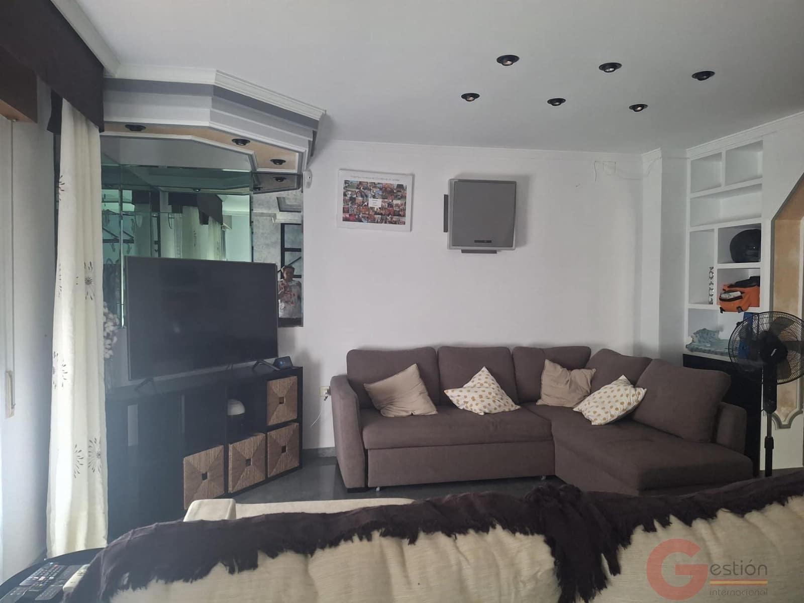 Chalet de 3 habitaciones en Molvízar en venta - 160.000 € (Ref: 10000077)