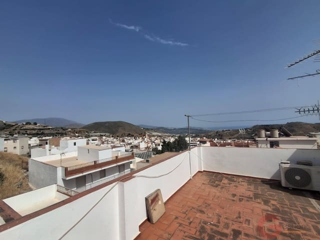 Chalet de 3 habitaciones en Molvízar en venta - 160.000 € (Ref: 10000077)