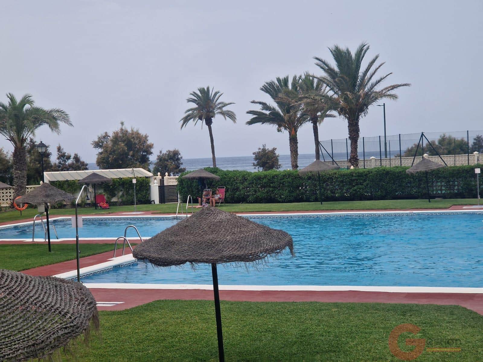 2 bedroom Flat for sale in Salobrena with pool garage - € 313,000 (Ref: 10000080)