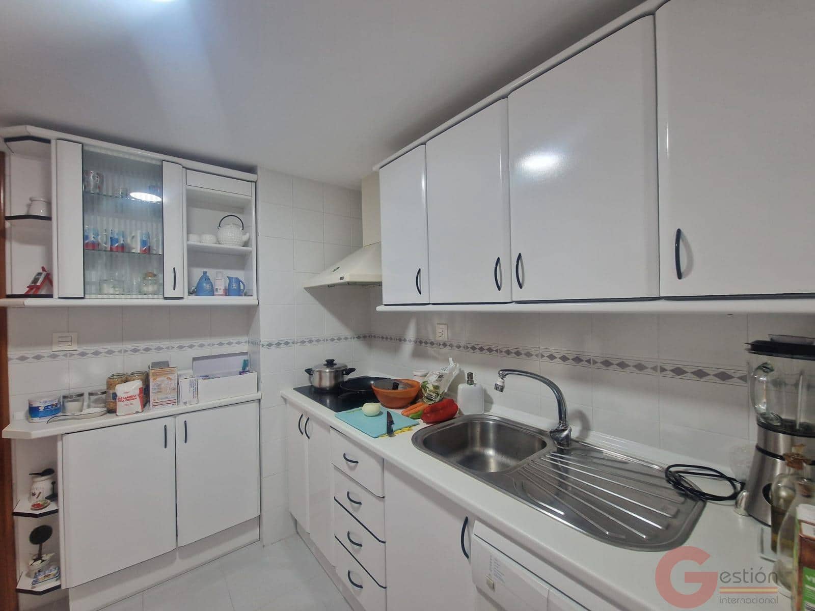 2 bedroom Flat for sale in Salobrena with pool garage - € 313,000 (Ref: 10000080)