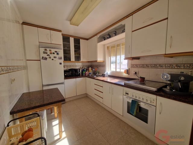 6 soveværelse Villa til salg i Salobreña med garage - € 264.900 (Ref: 10000081)