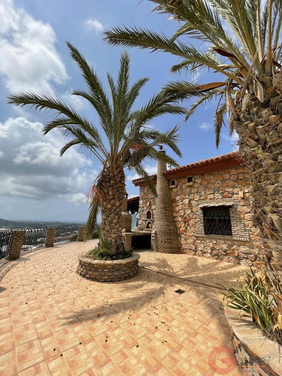 3 slaapkamer Finca/Landhuis te koop in Lobres met zwembad - € 402.900 (Ref: 10000085)