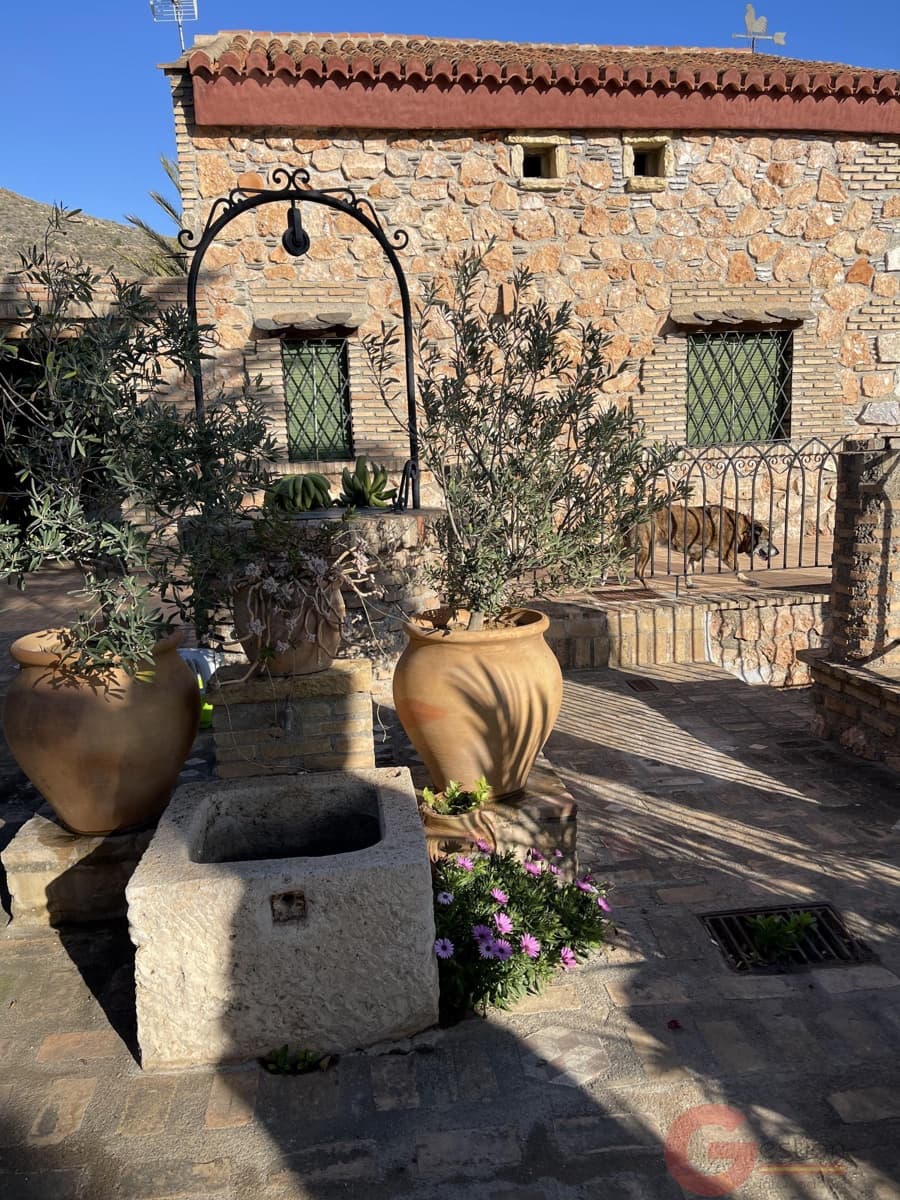 3 slaapkamer Finca/Landhuis te koop in Lobres met zwembad - € 402.900 (Ref: 10000085)