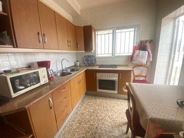 Chalet de 3 habitaciones en Torrox-Costa en venta con garaje - 719.000 € (Ref: 10000086)