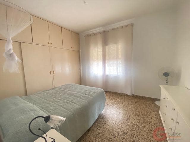 Chalet de 3 habitaciones en Torrox-Costa en venta con garaje - 719.000 € (Ref: 10000086)