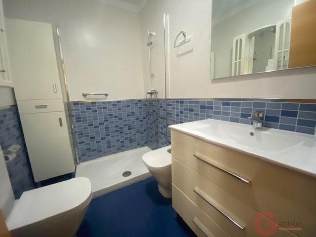 Piso de 3 habitaciones en Torre del Mar en venta - 338.000 € (Ref: 10000087)
