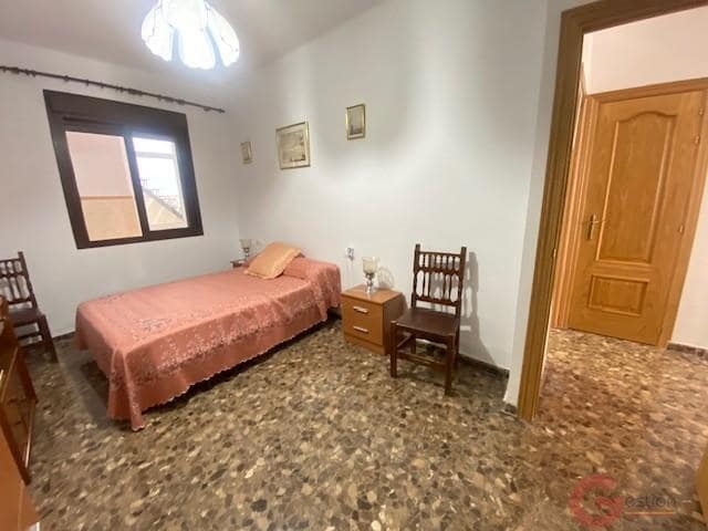 3 sypialnia Willa na sprzedaż w Nerja - 465 000 € (Ref: 10000089)