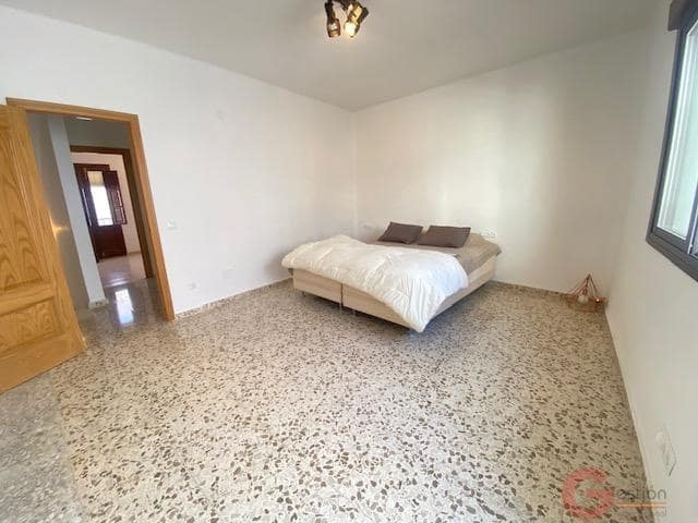 3 sypialnia Willa na sprzedaż w Nerja - 465 000 € (Ref: 10000089)