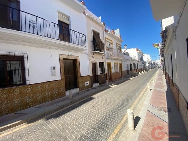 3 sypialnia Willa na sprzedaż w Nerja - 465 000 € (Ref: 10000089)
