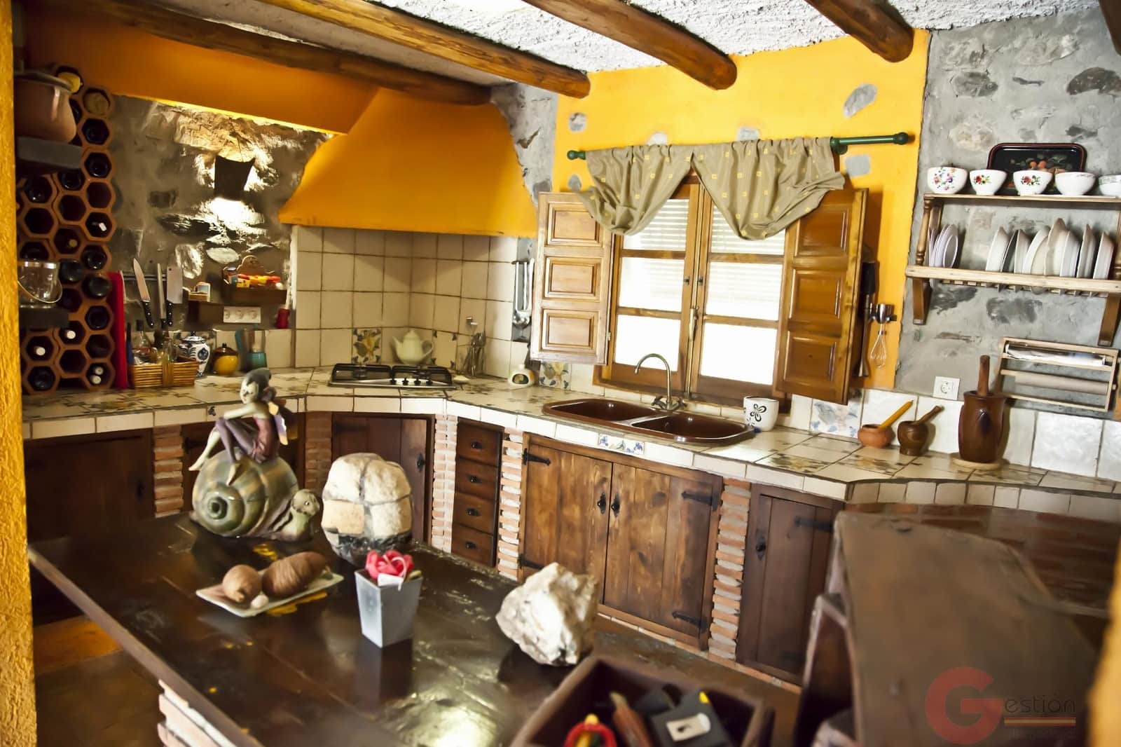 3 Zimmer Villa zu verkaufen in Orgiva mit Pool - 450.000 € (Ref: 10000090)