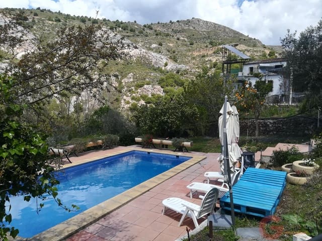 3 Zimmer Villa zu verkaufen in Orgiva mit Pool - 450.000 € (Ref: 10000090)