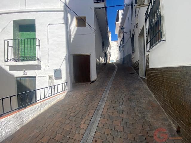 3 camera da letto Villa in vendita in Otivar - 140.000 € (Rif: 10000093)