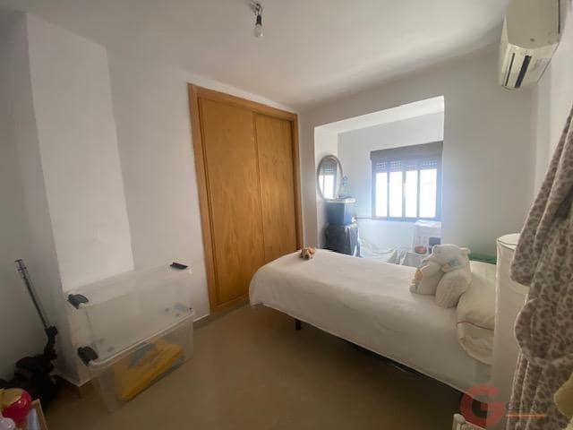 3 camera da letto Villa in vendita in Otivar - 140.000 € (Rif: 10000093)