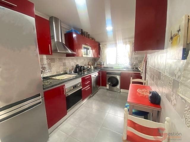 2 bedroom Semi-detached Villa for sale in Nerja with pool - € 371,000 (Ref: 10000095)