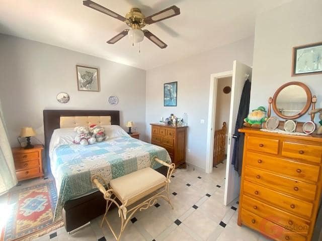 2 bedroom Semi-detached Villa for sale in Nerja with pool - € 371,000 (Ref: 10000095)