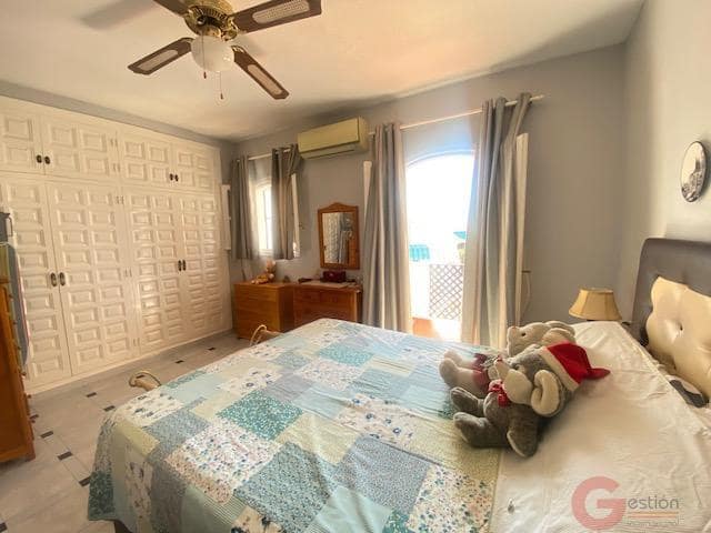 2 bedroom Semi-detached Villa for sale in Nerja with pool - € 371,000 (Ref: 10000095)