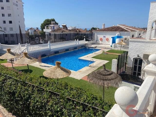 2 bedroom Semi-detached Villa for sale in Nerja with pool - € 371,000 (Ref: 10000095)