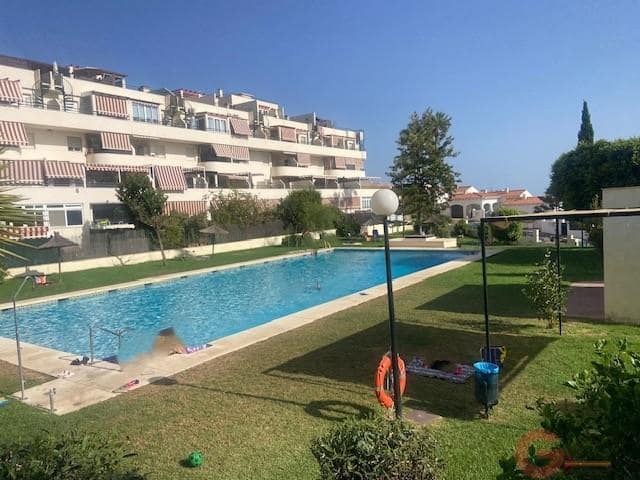 Piso de 2 habitaciones en Añoreta, Rincón de la Victoria en venta con piscina garaje - 340.000 € (Ref: 10012649)