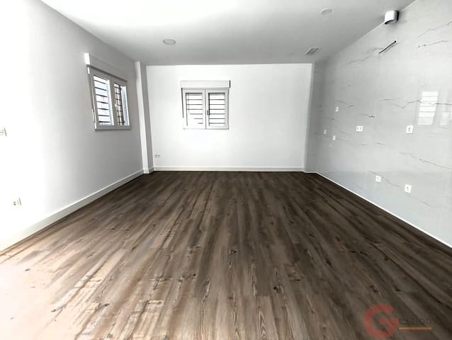 Apartamento de 3 habitaciones en Centro, Granada ciudad en venta - 199.000 € (Ref: 10027417)