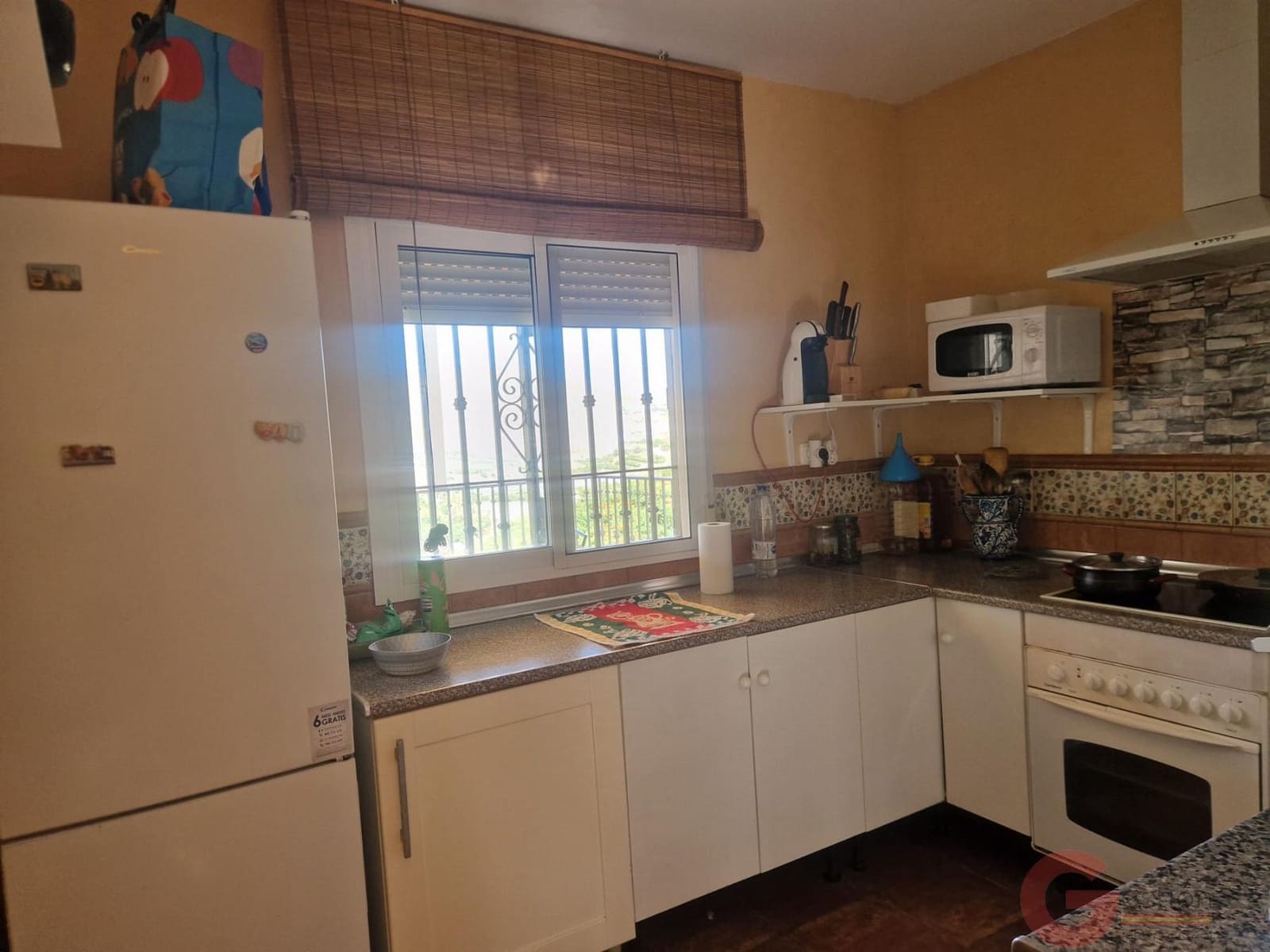 4 bedroom Villa for sale in Molvizar with pool - € 318,000 (Ref: 10049866)
