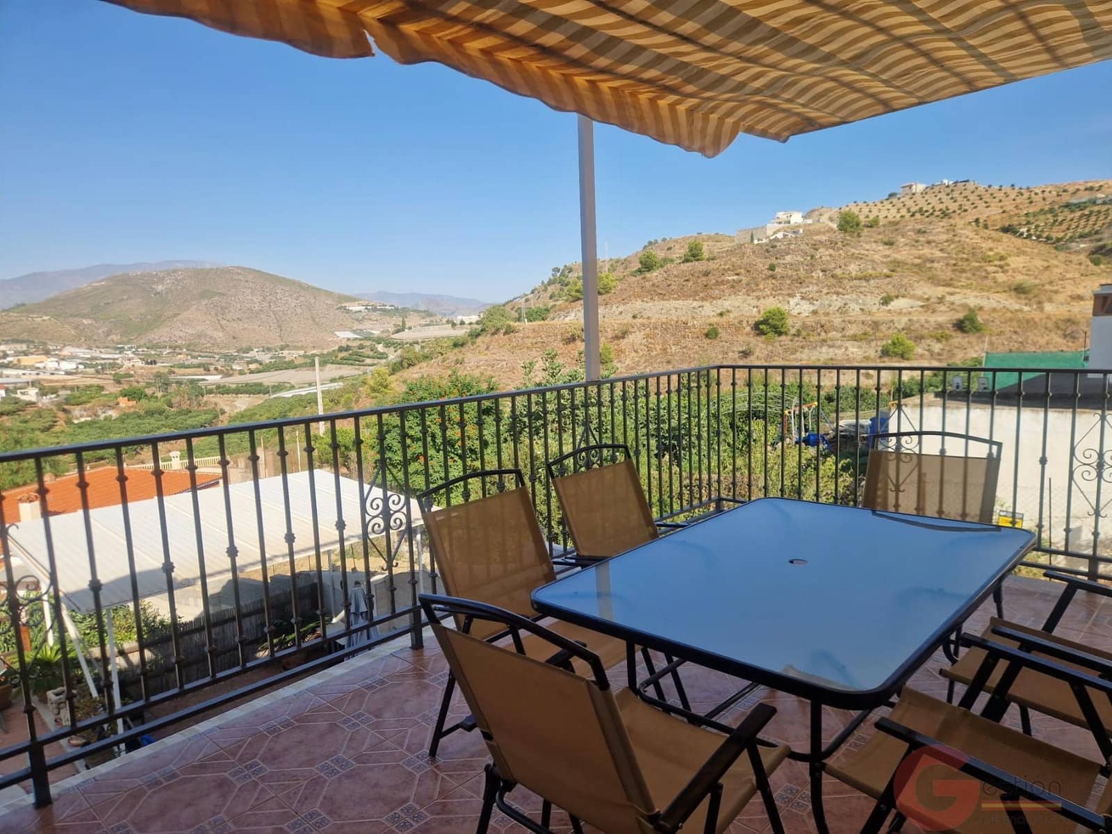 4 bedroom Villa for sale in Molvizar with pool - € 318,000 (Ref: 10049866)