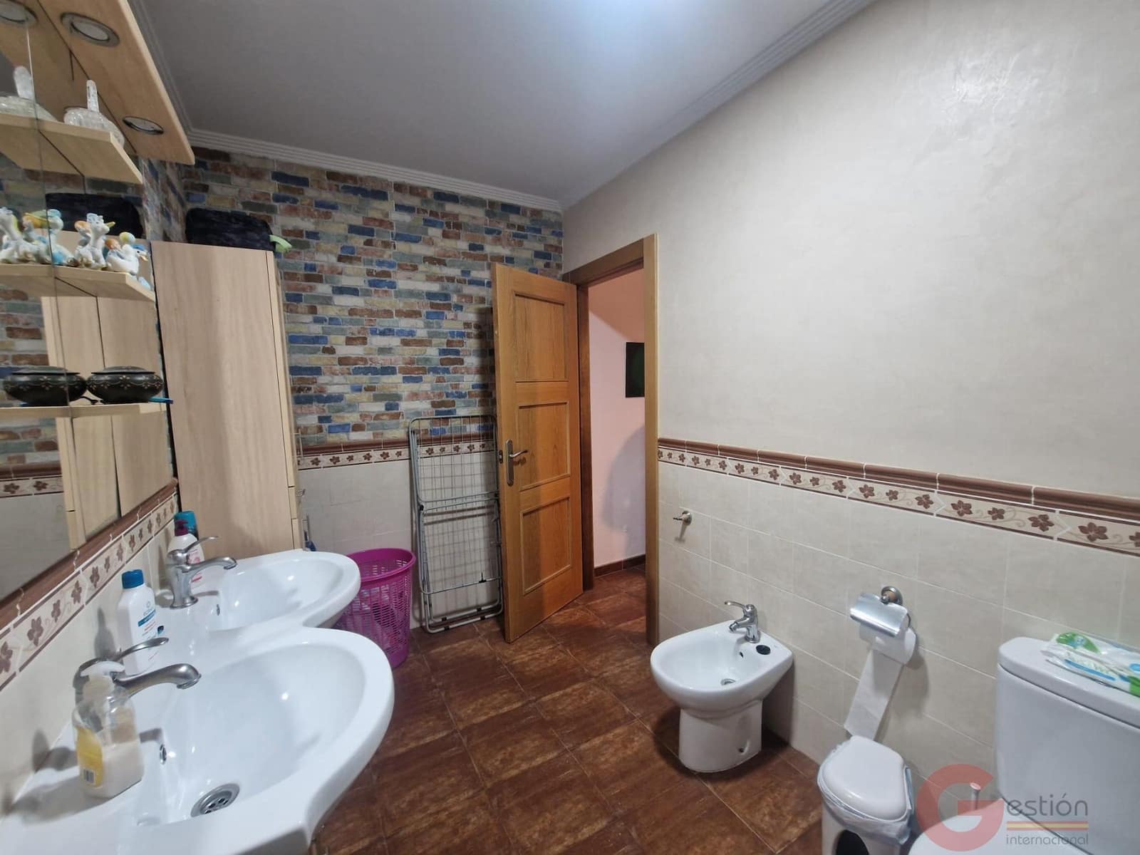 4 bedroom Villa for sale in Molvizar with pool - € 318,000 (Ref: 10049866)