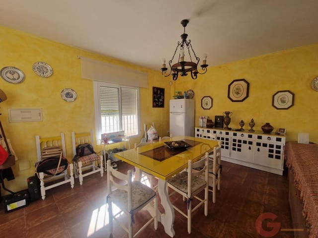 4 slaapkamer Villa te koop in Molvízar met zwembad - € 318.000 (Ref: 10049866)