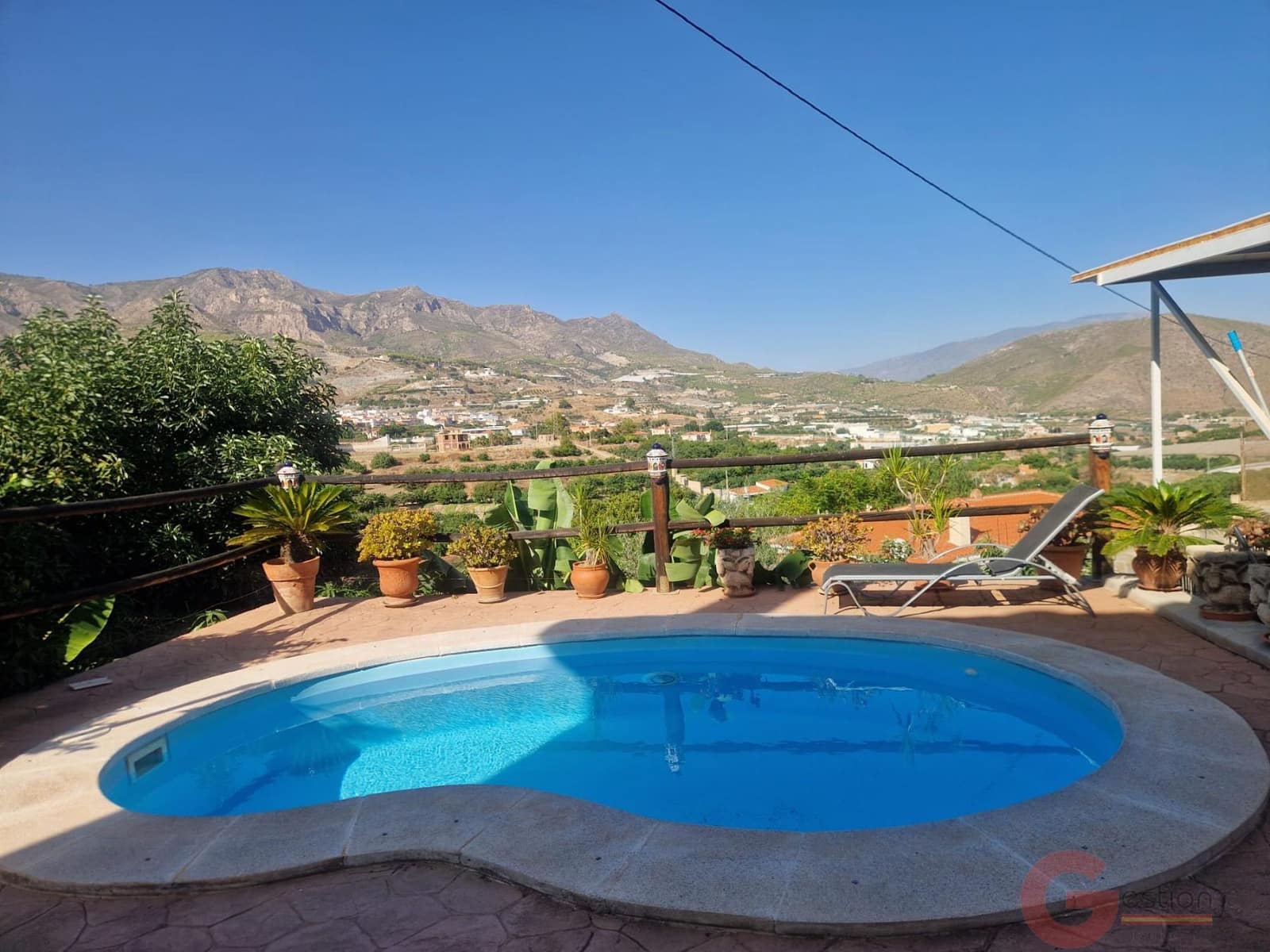 4 bedroom Villa for sale in Molvizar with pool - € 318,000 (Ref: 10049866)