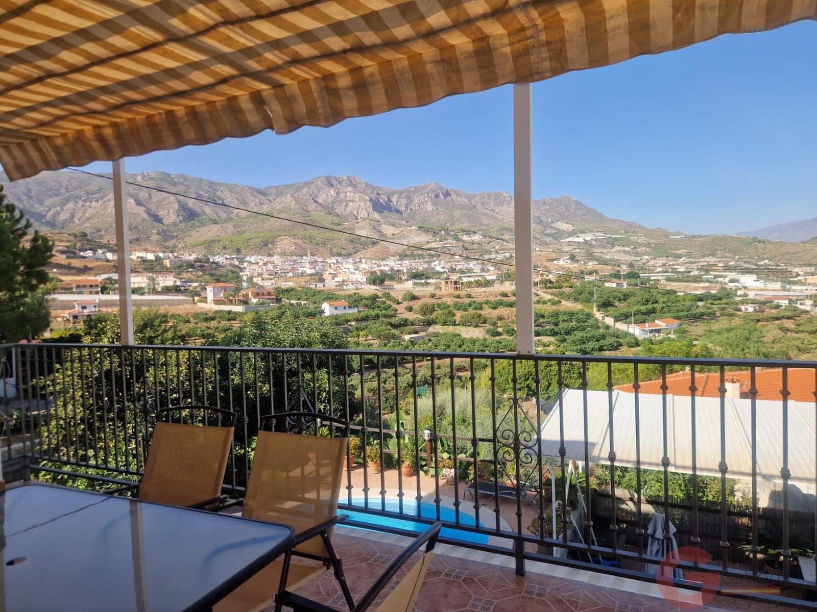 4 bedroom Villa for sale in Molvizar with pool - € 318,000 (Ref: 10049866)