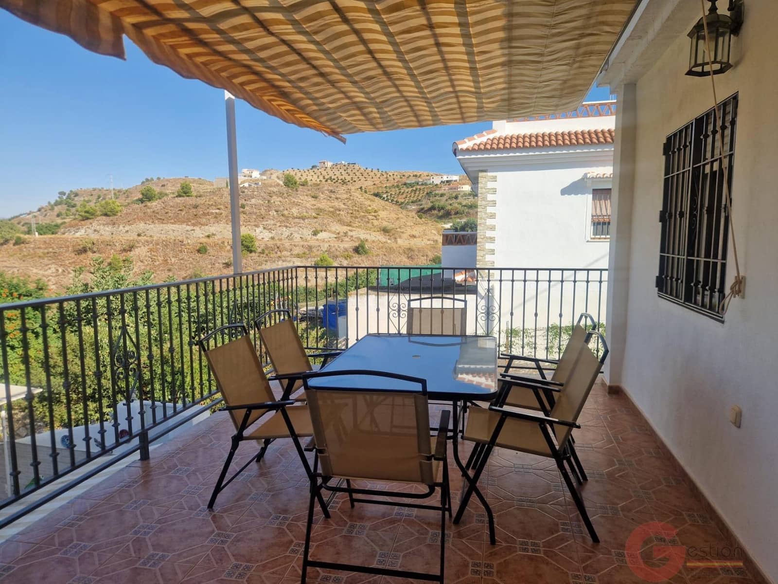 4 bedroom Villa for sale in Molvizar with pool - € 318,000 (Ref: 10049866)