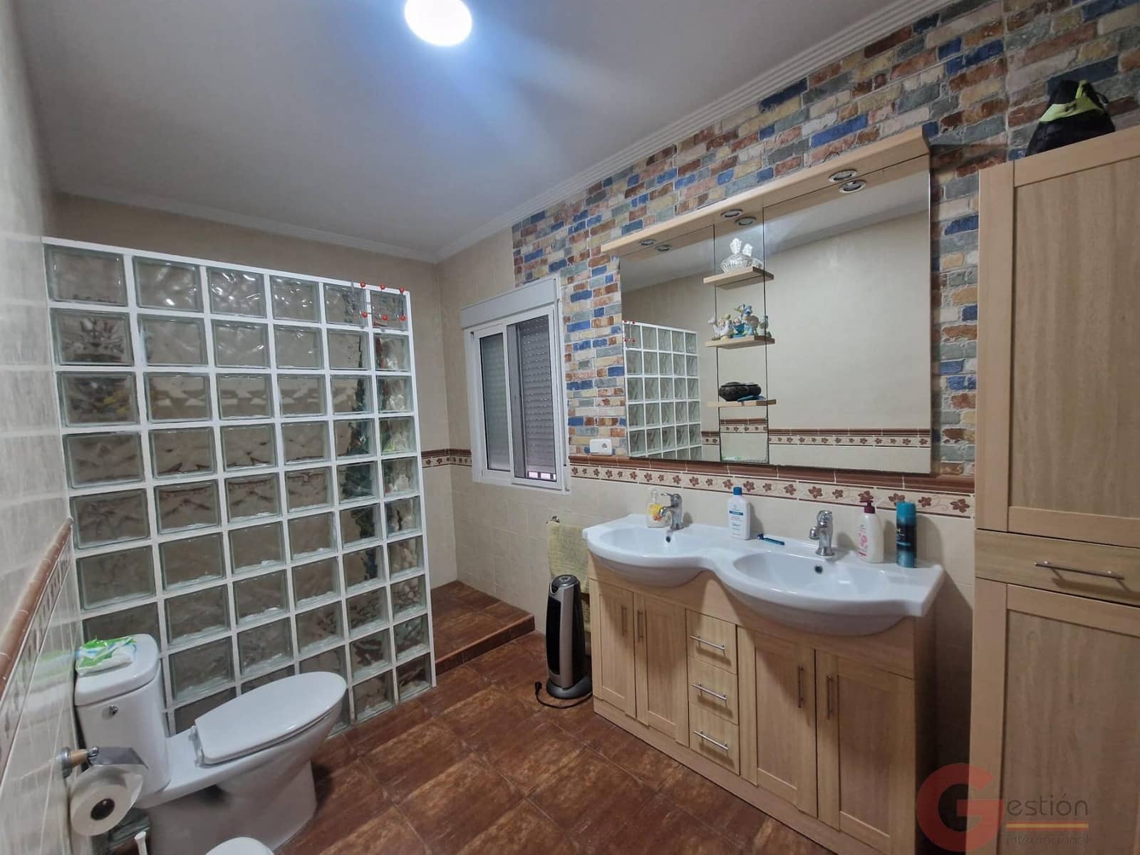 4 bedroom Villa for sale in Molvizar with pool - € 318,000 (Ref: 10049866)