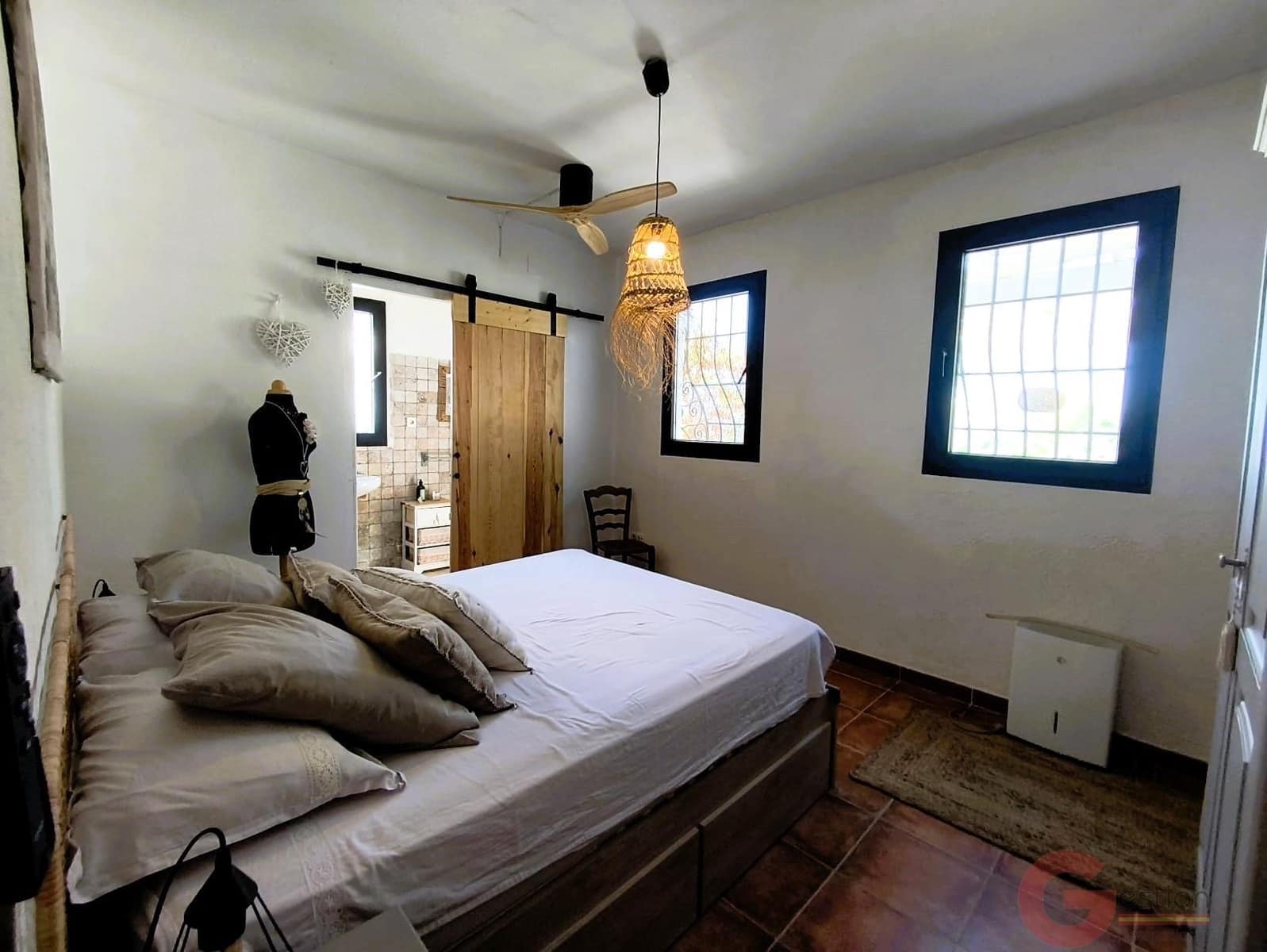 Chalet de 3 habitaciones en Motril en venta con piscina garaje - 595.000 € (Ref: 10049868)