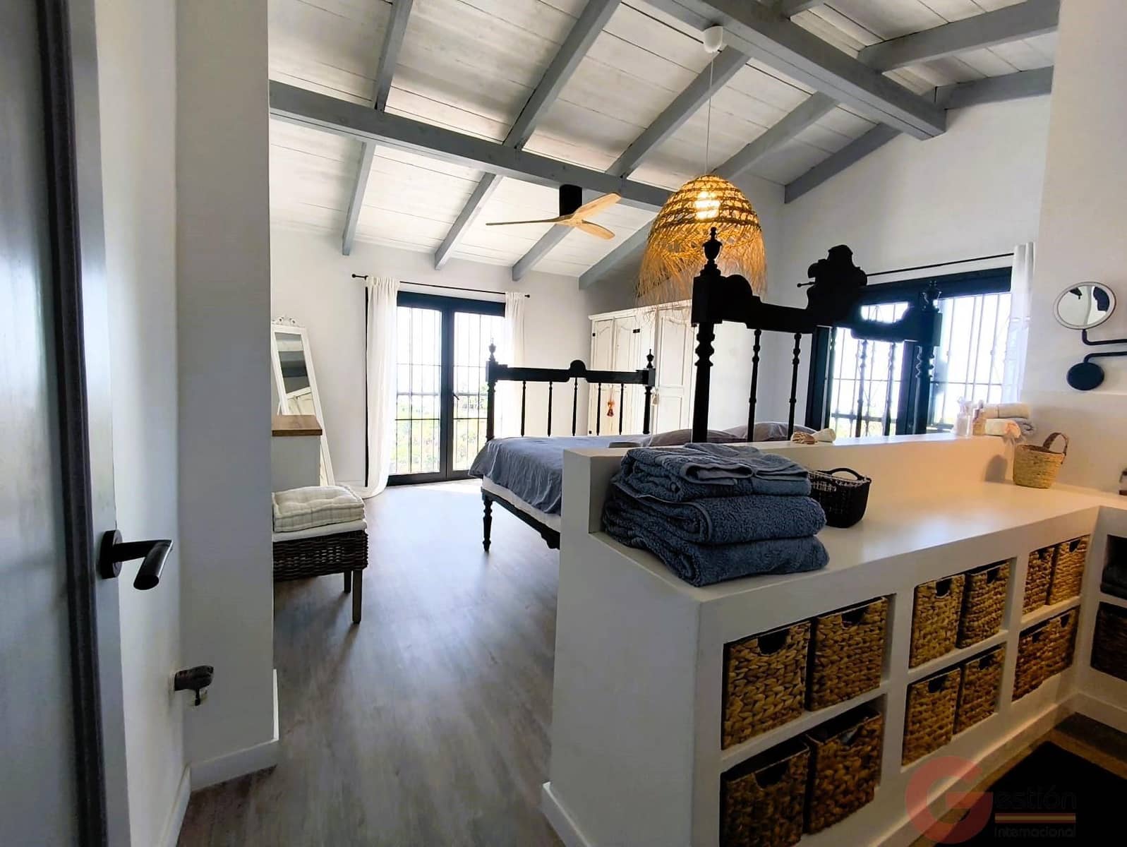 Chalet de 3 habitaciones en Motril en venta con piscina garaje - 595.000 € (Ref: 10049868)