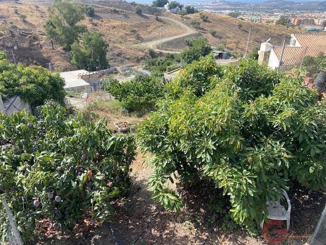 2 soveværelse Finca/Landehus til salg i Velez-Malaga med swimmingpool garage - € 640.000 (Ref: 10074666)