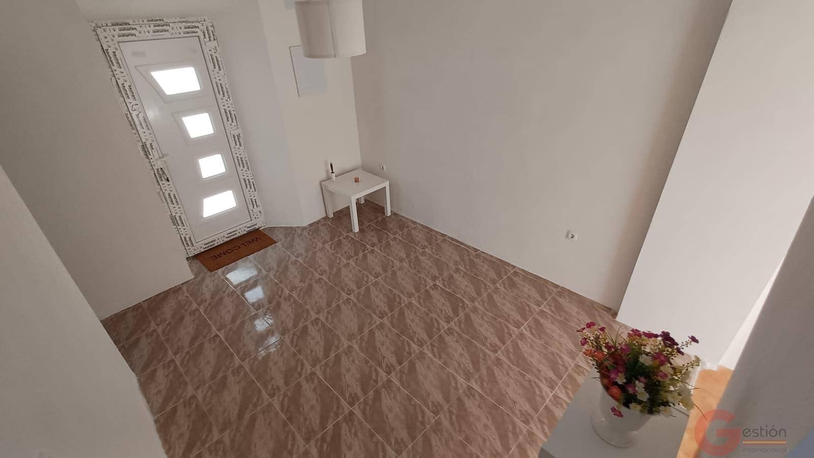 Chalet de 4 habitaciones en Salobreña en venta - 300.000 € (Ref: 10080159)