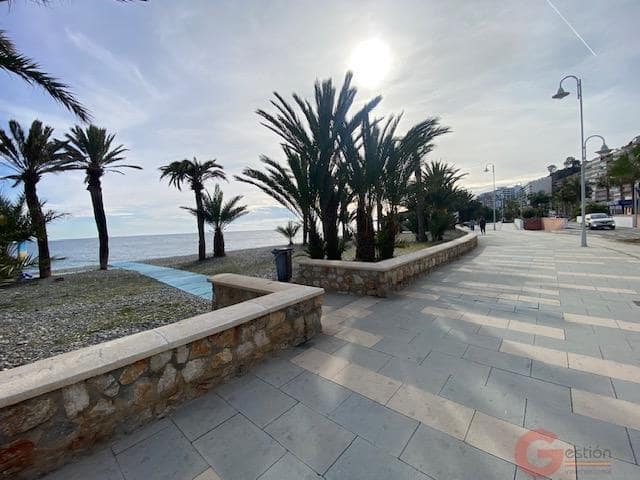 4 quarto Comercial para venda em Almunecar - 360 000 € (Ref: 10138872)
